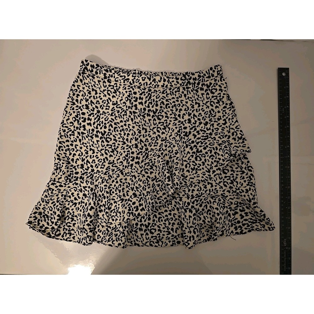 Altar'd State Women's‎ Leopard Short Ruffled Skirt Size Medium
